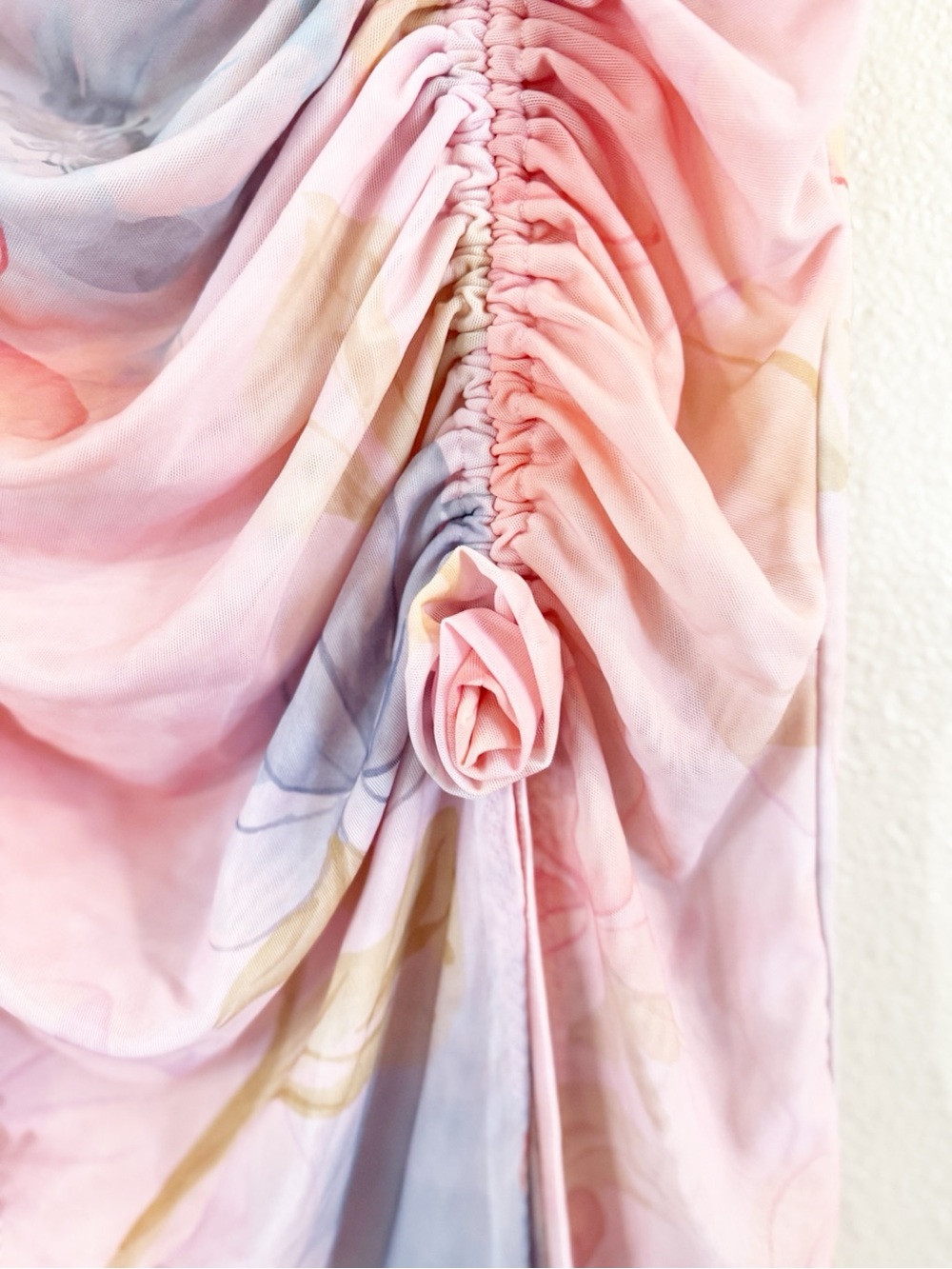 Guizio Celestina Ruched Rosette Printed Skirt in Cotton Candy Ambrosia Small NEW - Picture 5 of 9